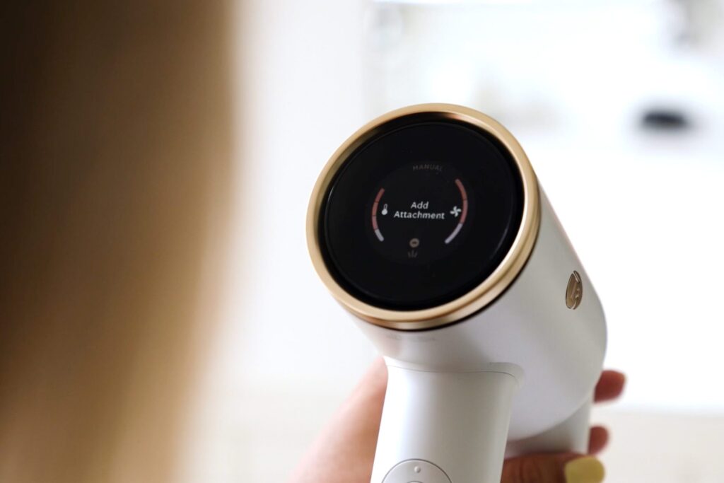 A sizzle of the T3 hair dryer. Product design, interface design and film by forpeople.