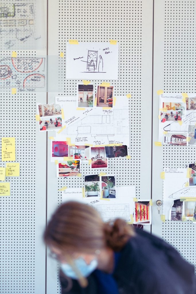 Photograph of a Formo interior design sketch workshop. Photograph by forpeople.